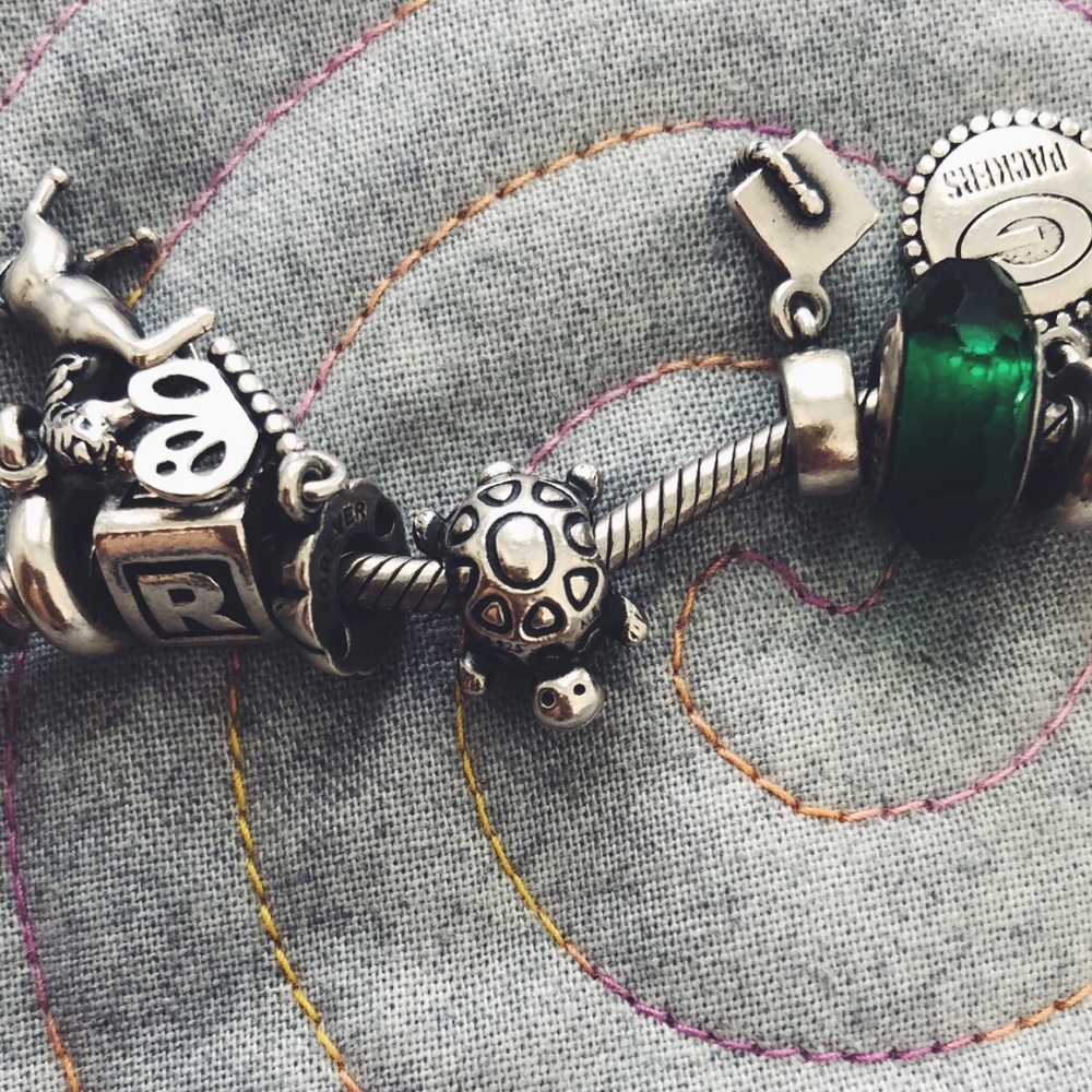 PANDORA charms, Letter R and retired Sea Turtle